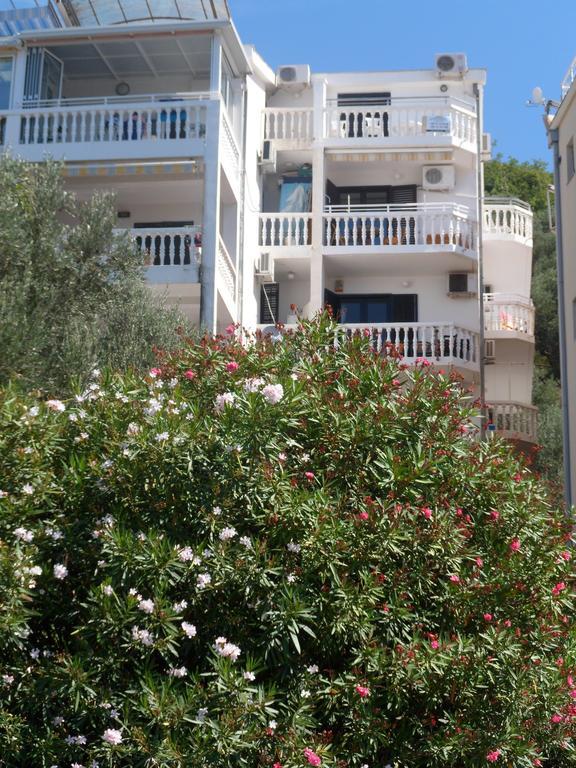 Milocer Apartment Ilha Sveti Stefan Exterior foto